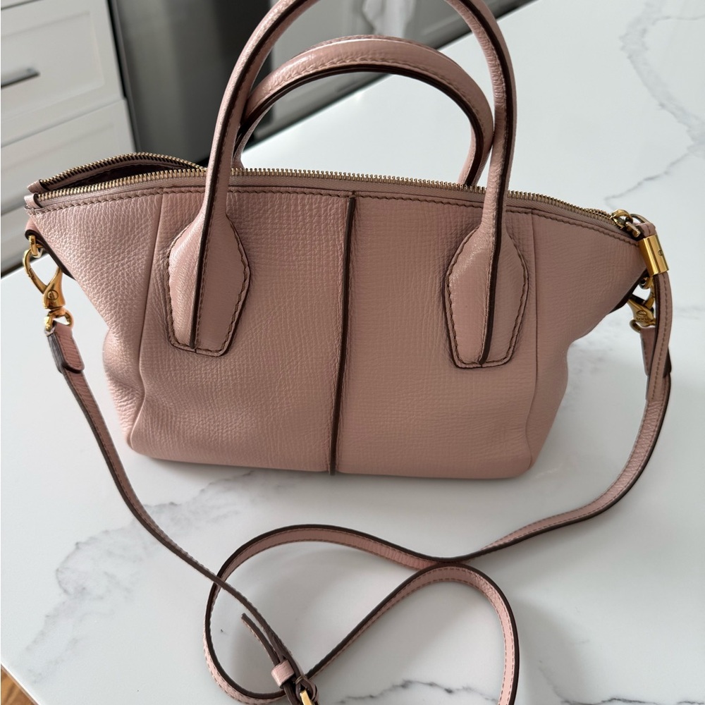 Tod's Blush pink Leather Satchel/ crossbody